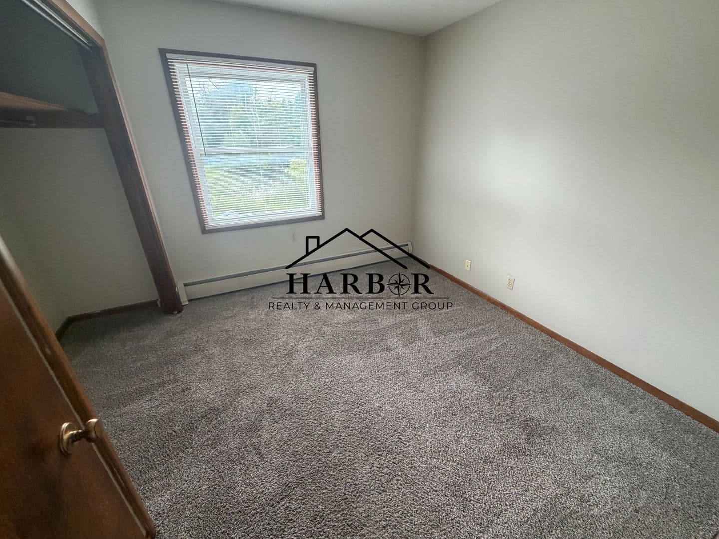Austin Apartment: 204 11th Avenue Northwest