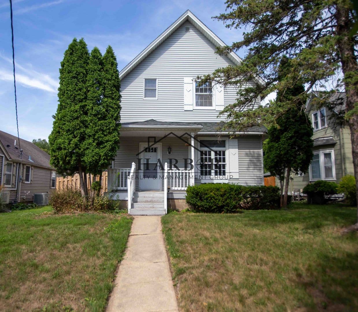 Rochester House: 825 6th Avenue SW