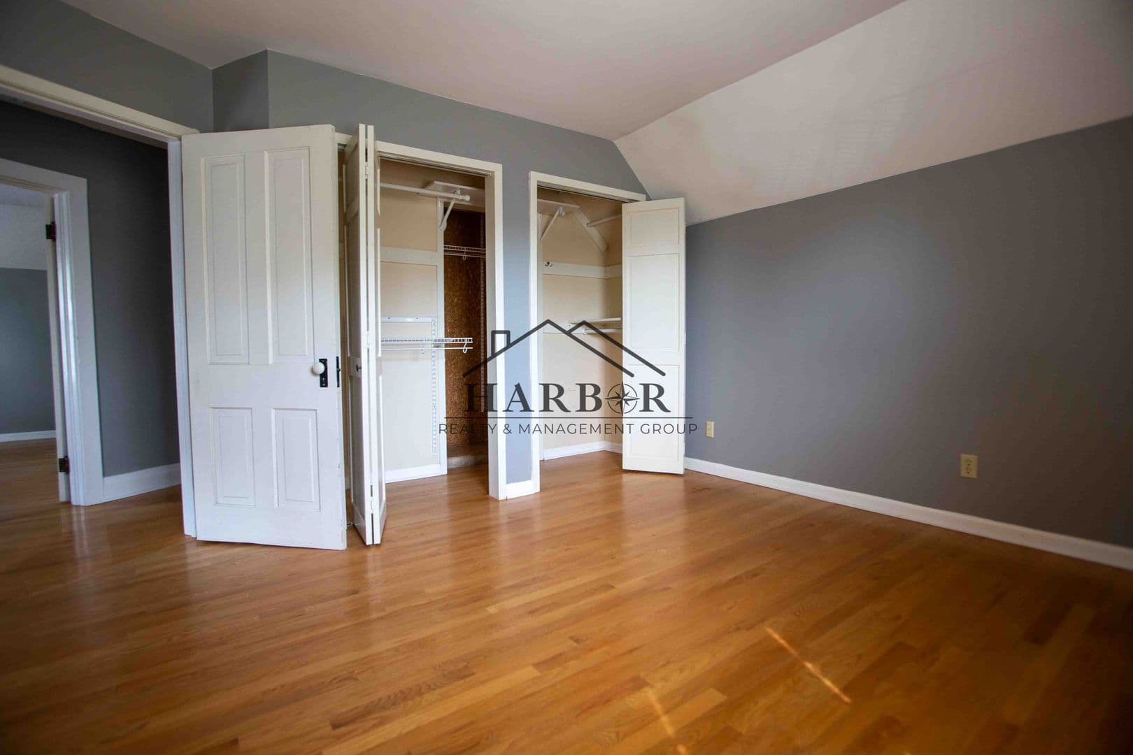 Rochester House: 825 6th Avenue SW
