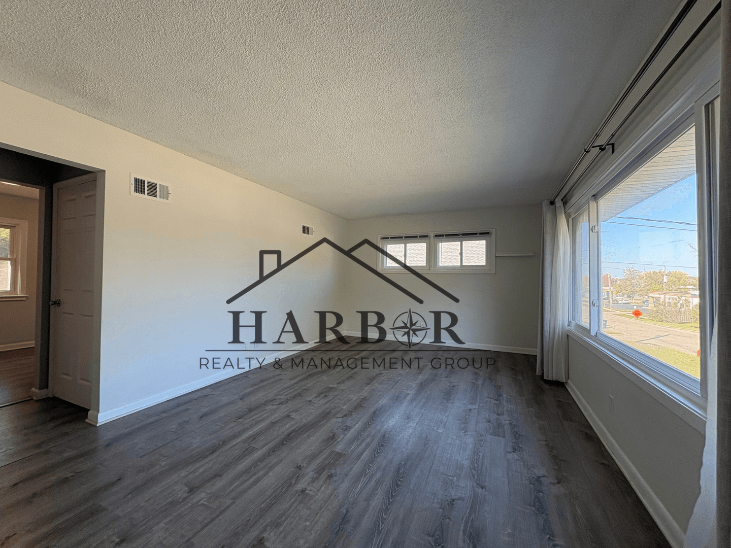 Rochester House: 303 21st Avenue SW