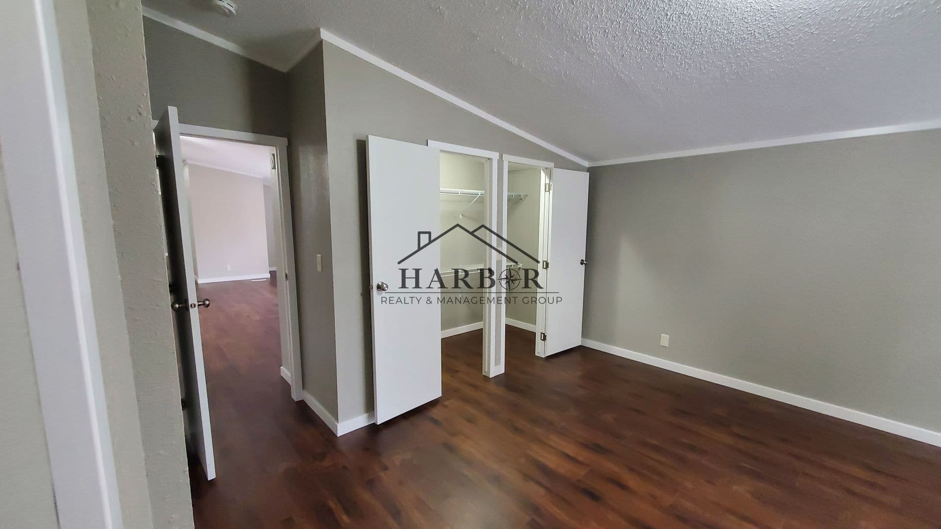 Kensington House: 23 Andreasen Drive