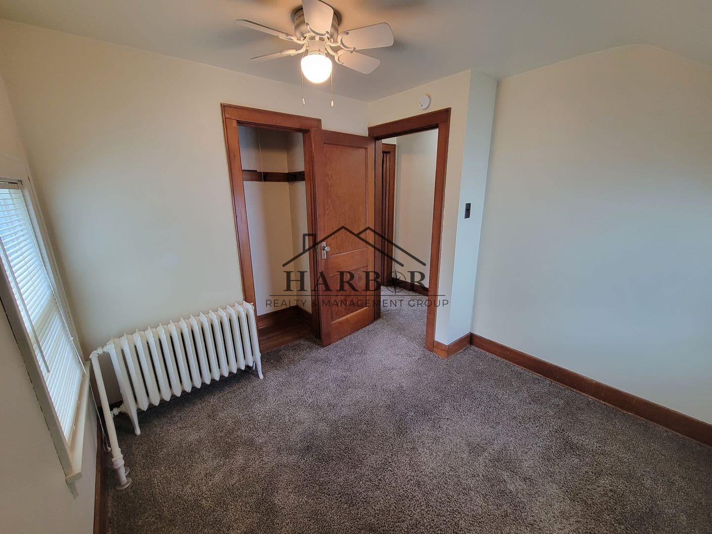 Austin Apartment: 907 8th Street SE