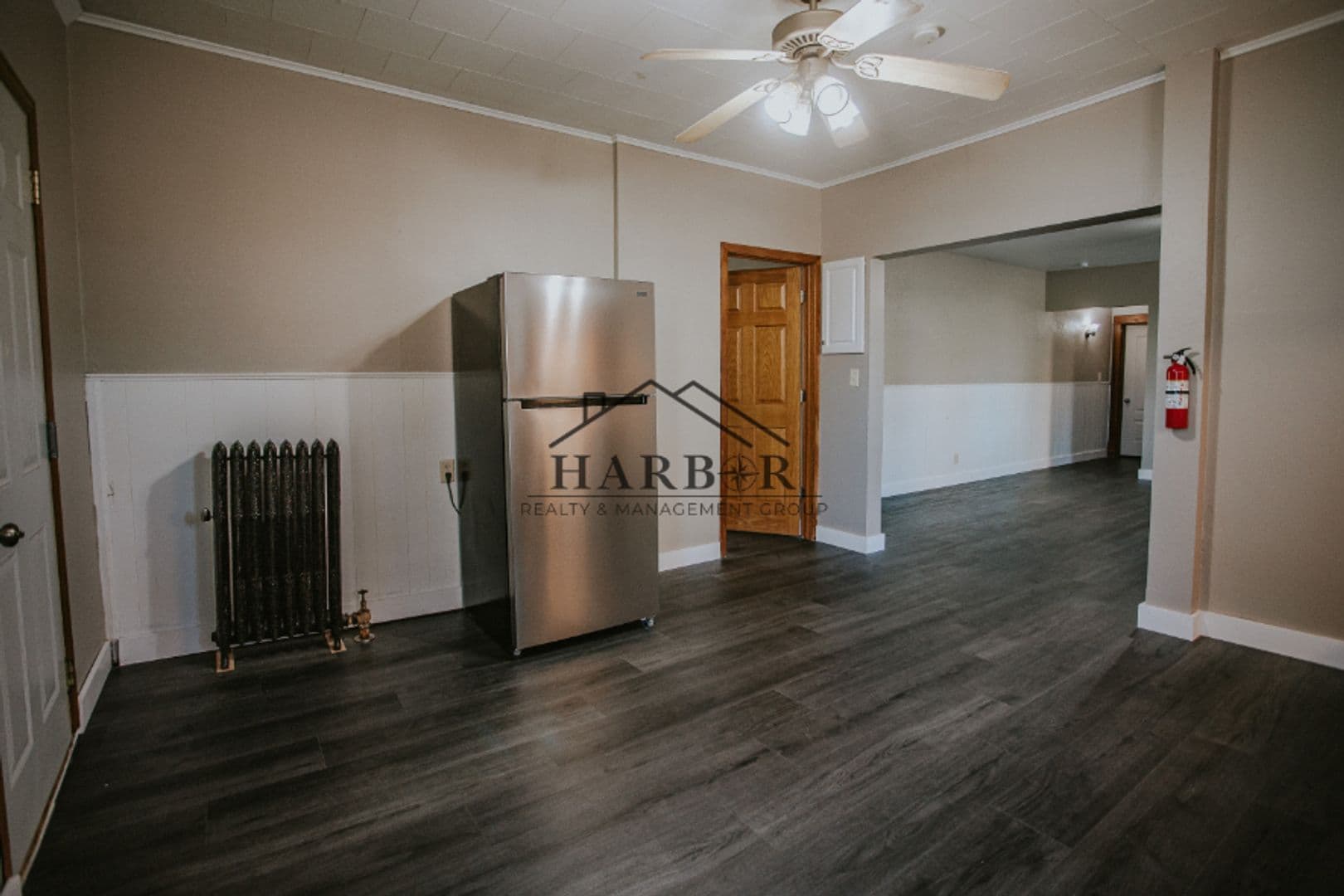 Hayfield Apartment: 24 W Main St