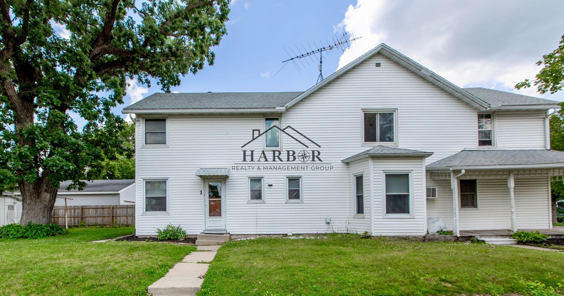 Rochester Apartment: 725 7th Avenue Southeast