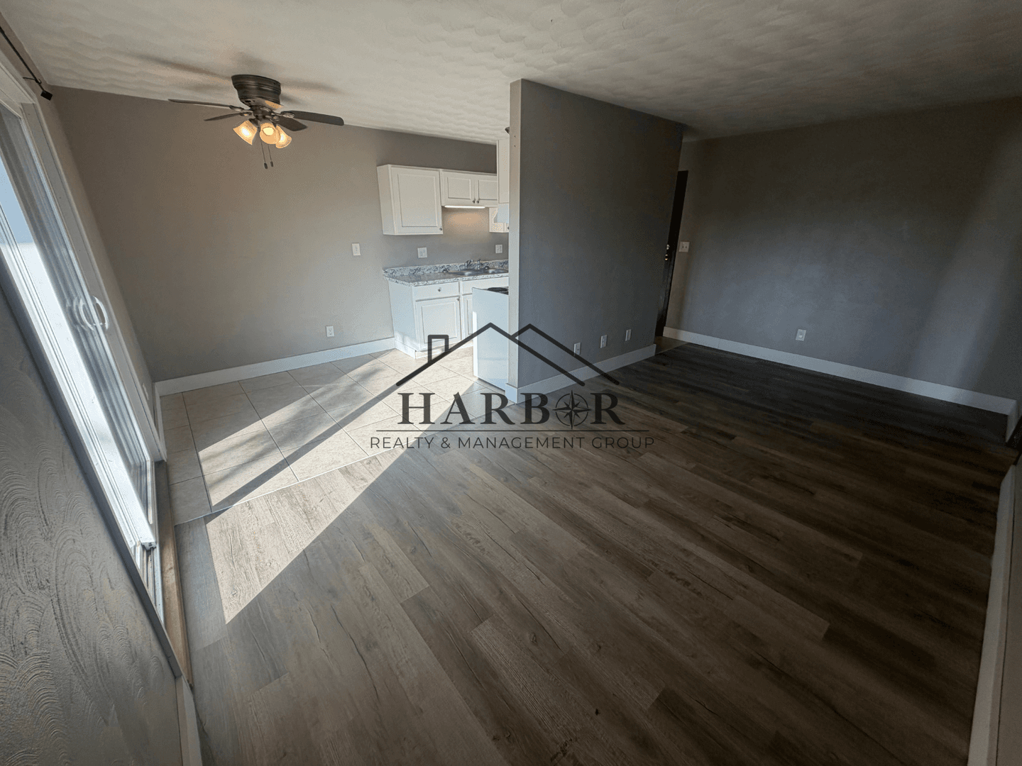 Austin Apartment: 900 14th Street NW