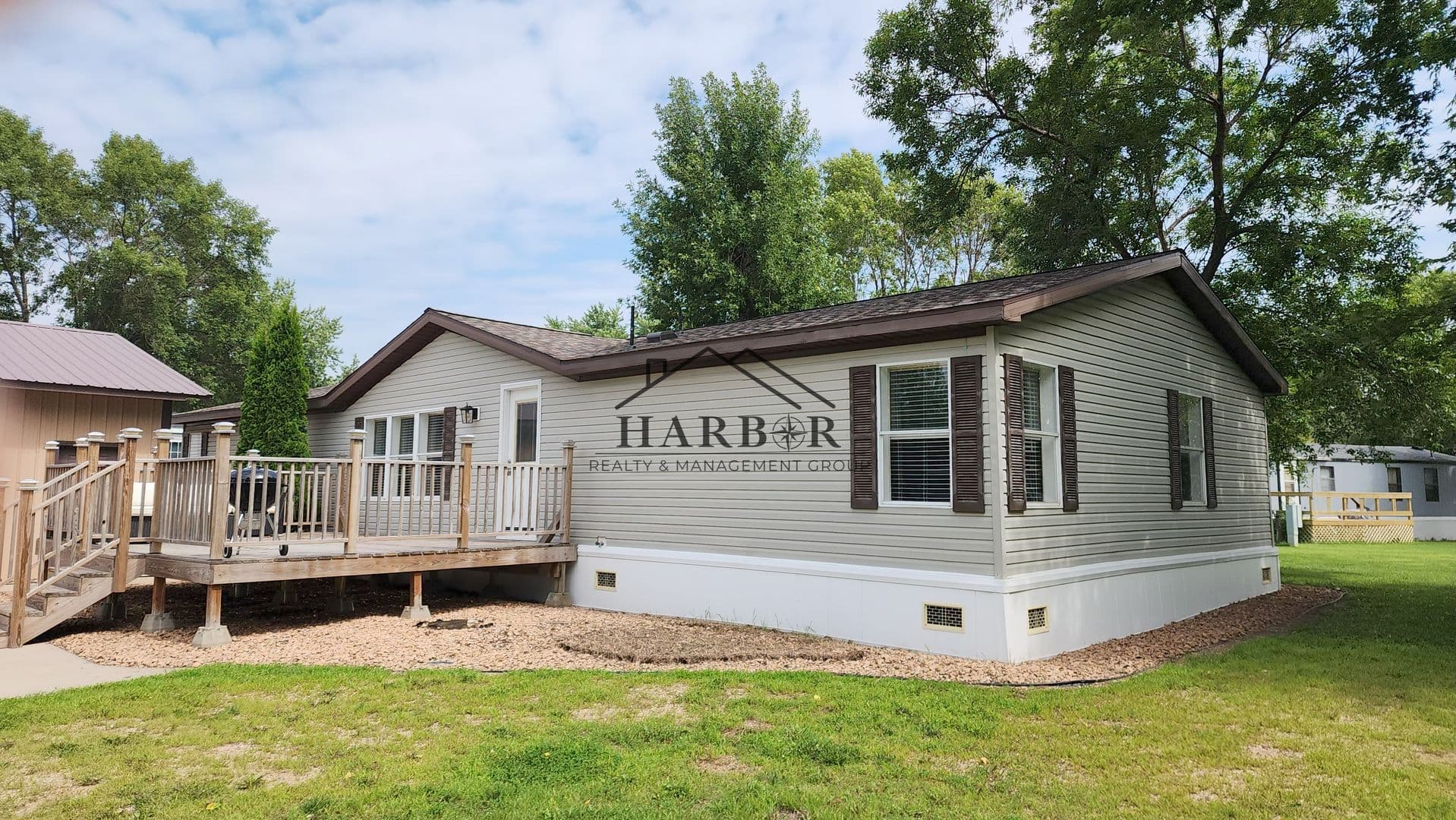 Kensington House: 23 Andreasen Drive