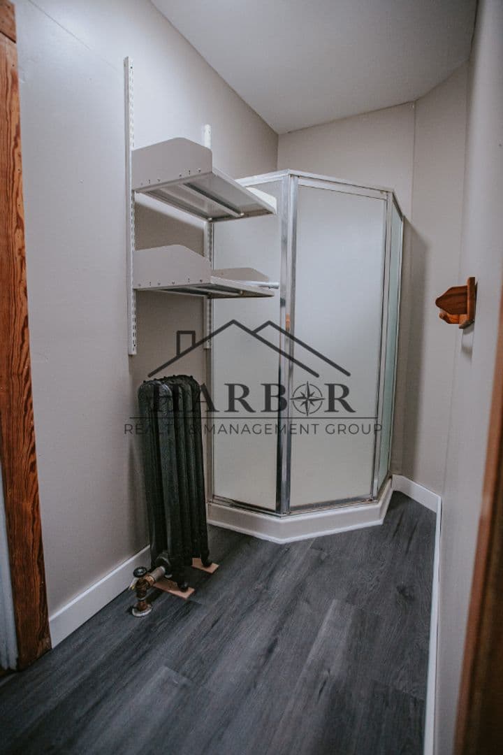 Hayfield Apartment: 24 W Main St