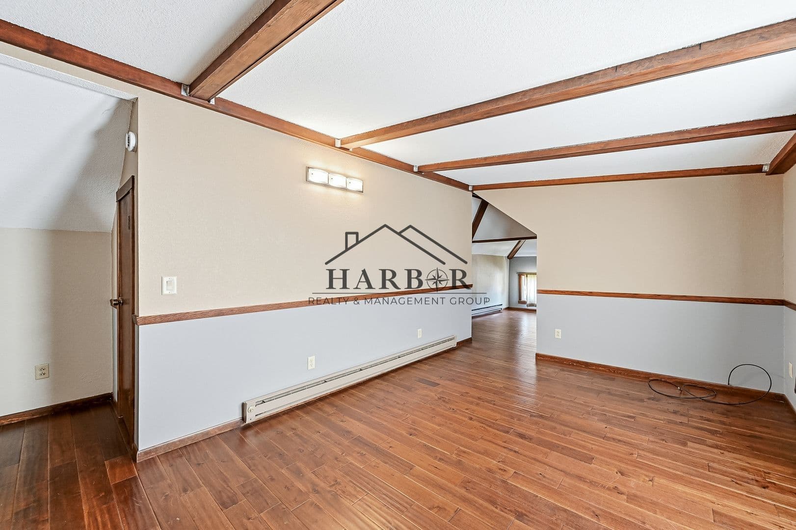 Rochester House: 228 8th Street NW