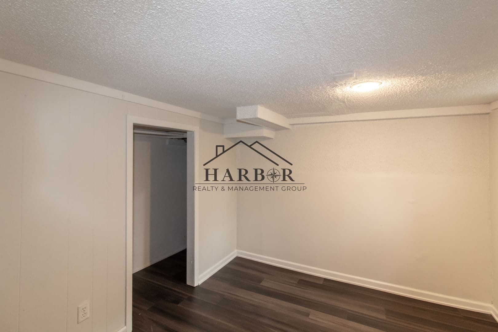 Rochester Apartment: 123 11th Avenue Southeast