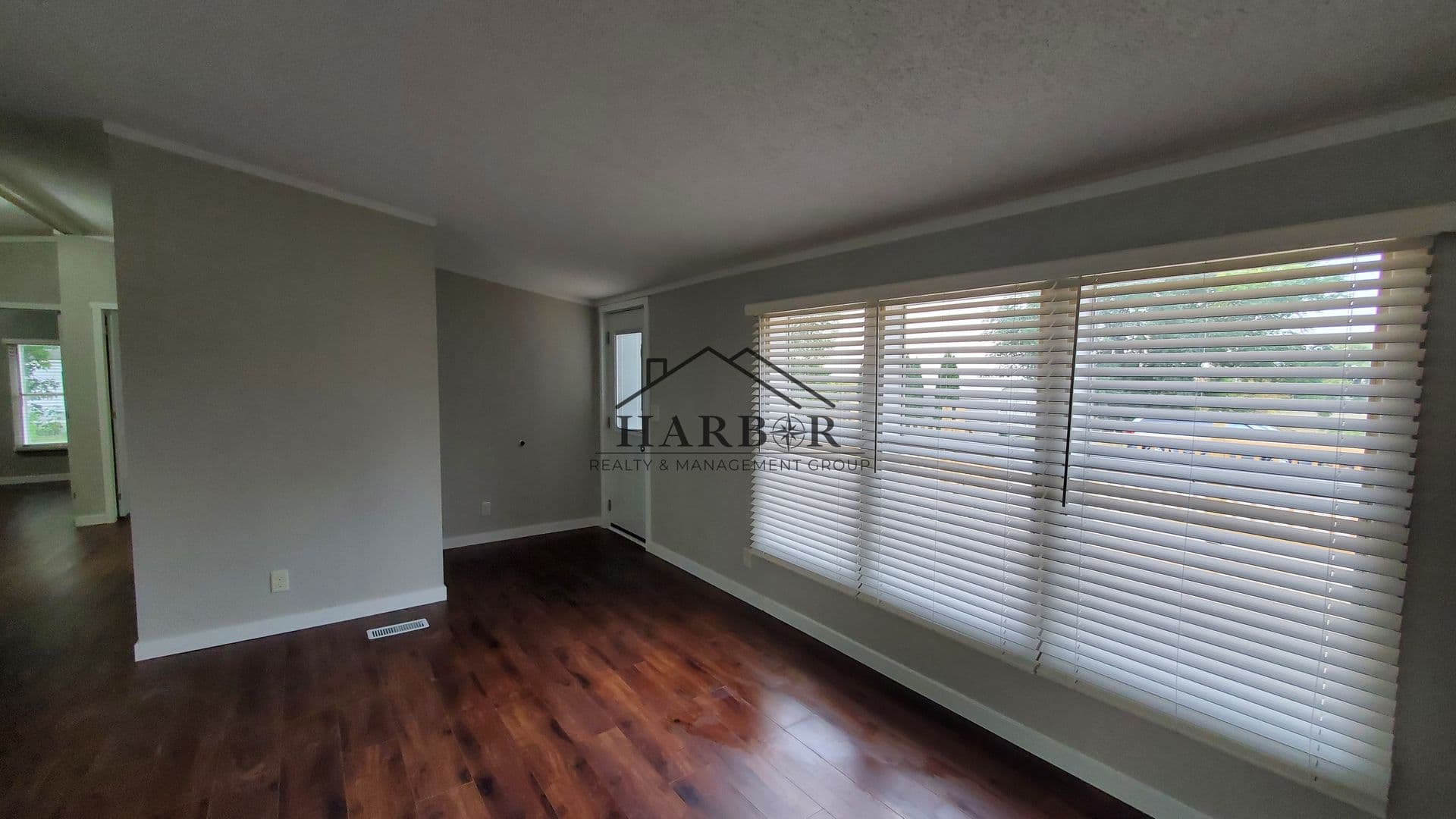Kensington House: 23 Andreasen Drive
