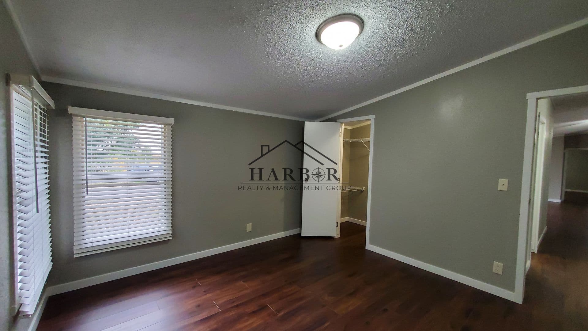 Kensington House: 23 Andreasen Drive