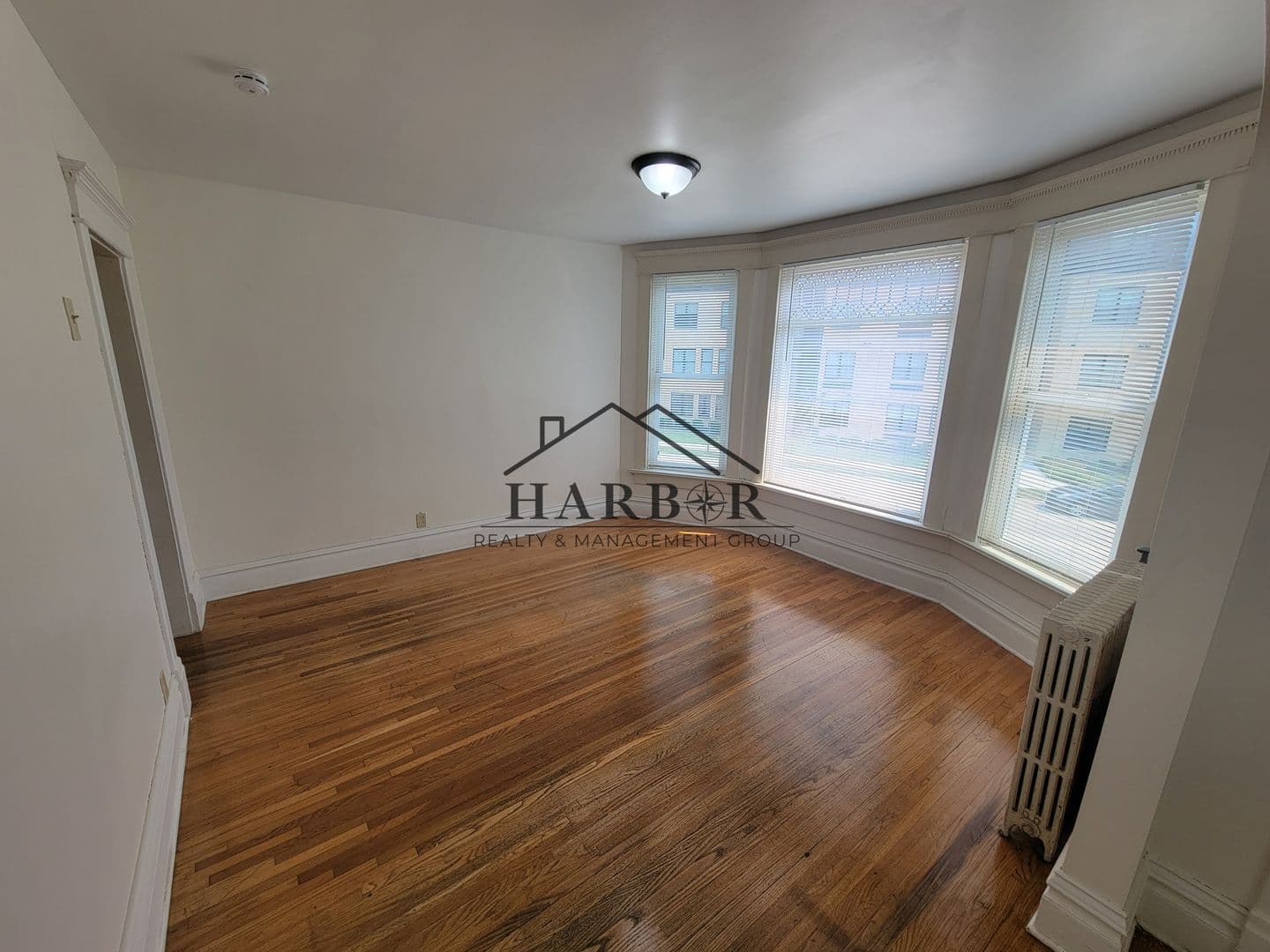 Austin Apartment: 711 1st Drive NW - B