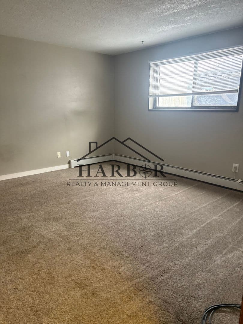 Austin Apartment: 600 14th Street Northwest