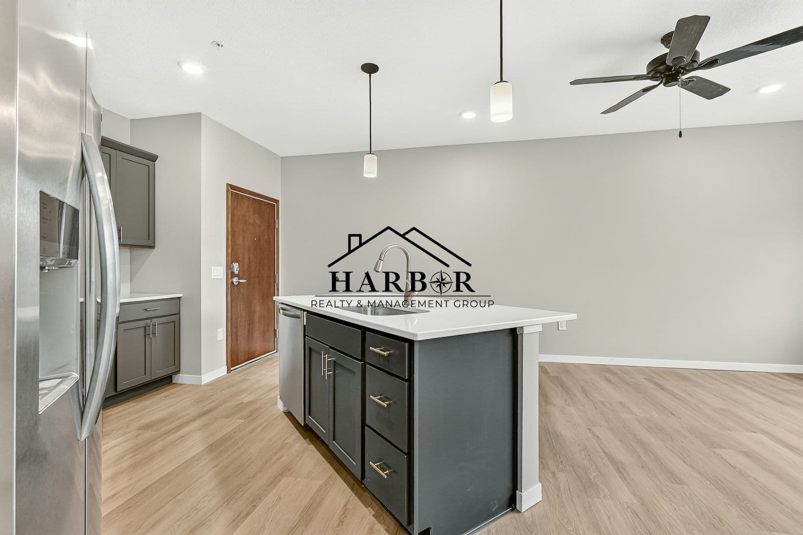 Kasson Apartment: 1401 4th Avenue Lane NE