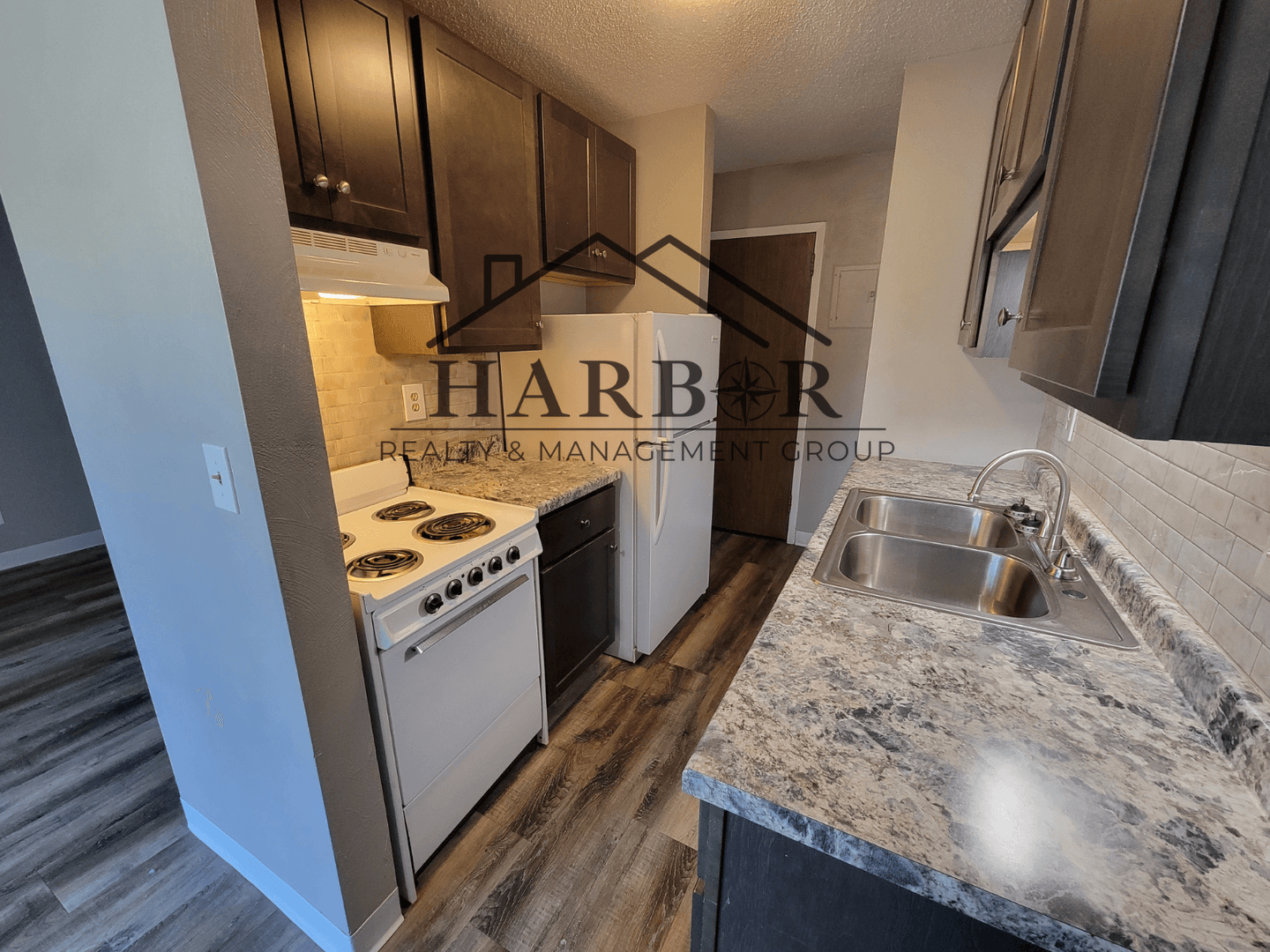 Austin Apartment: 900 14th Street NW