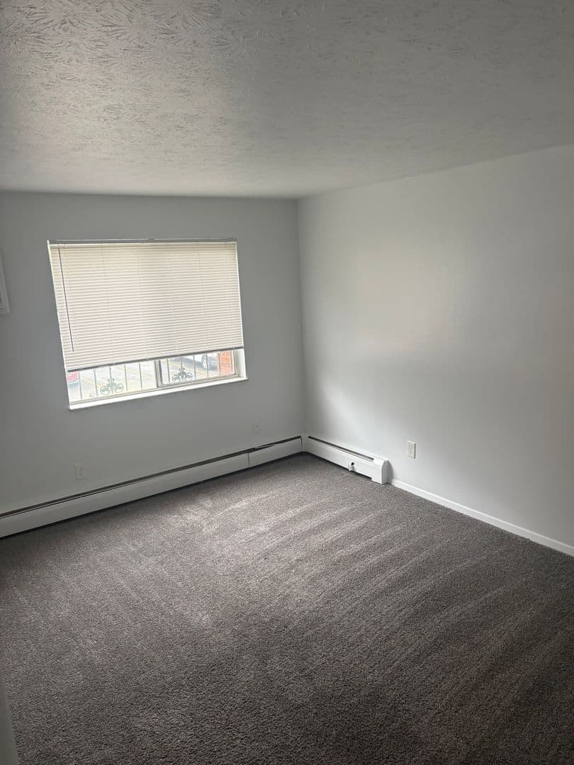 Addyston Apartment: 1 Main St. - F-05