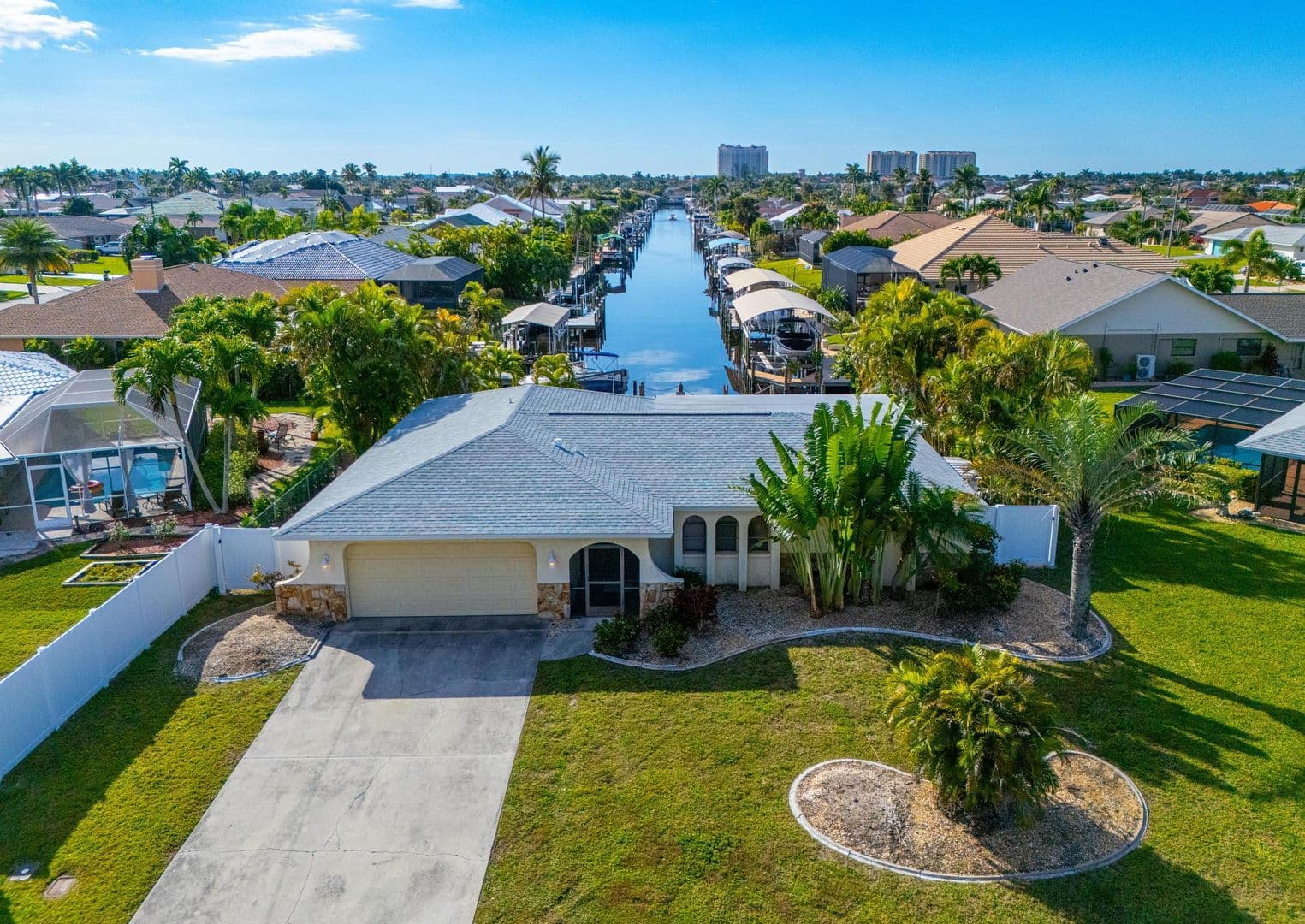 Cape Coral Apartment: 1106 SW 52nd Street