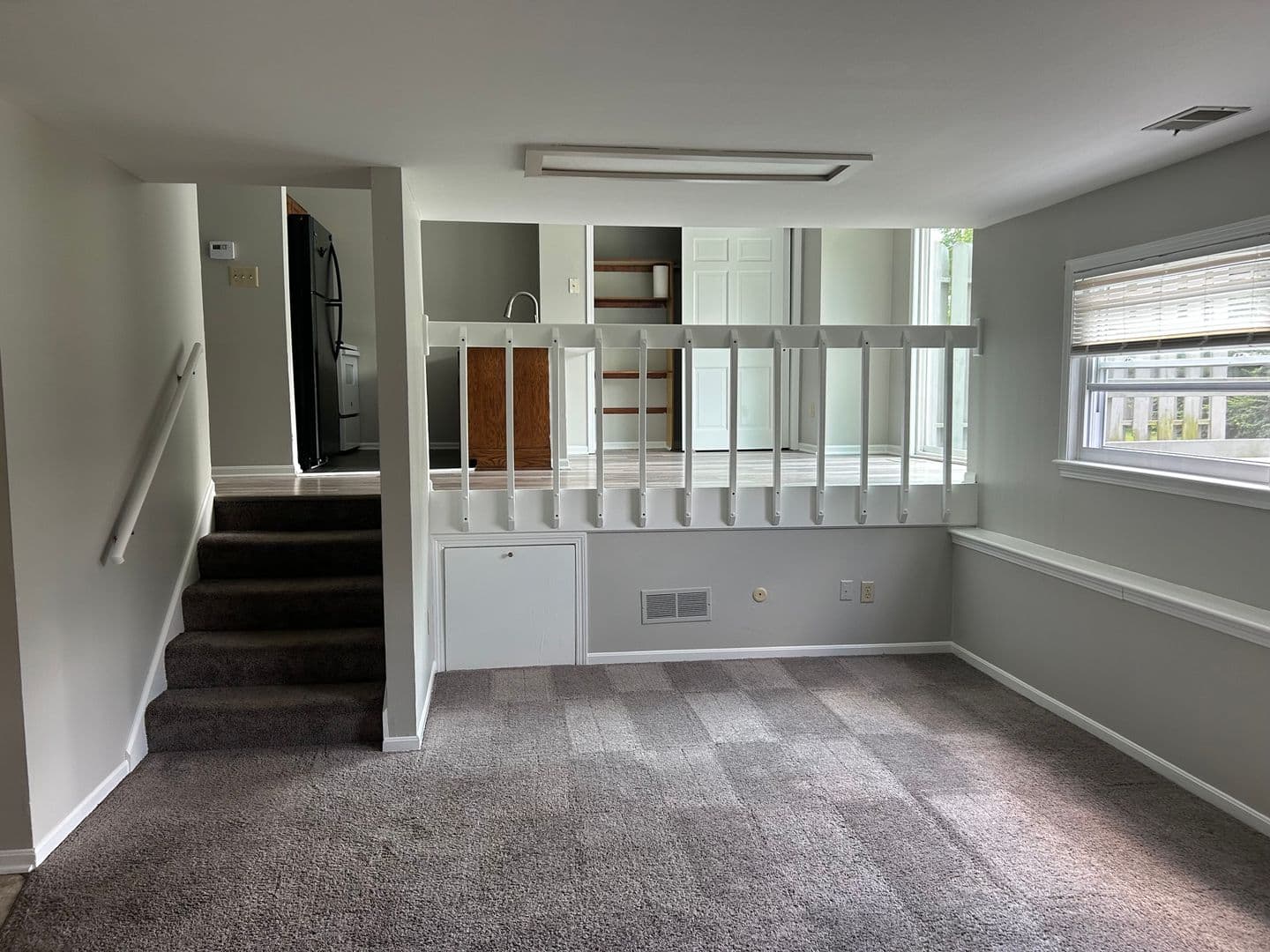 Columbus Apartment: 3285-3287 Kilwinning Pl