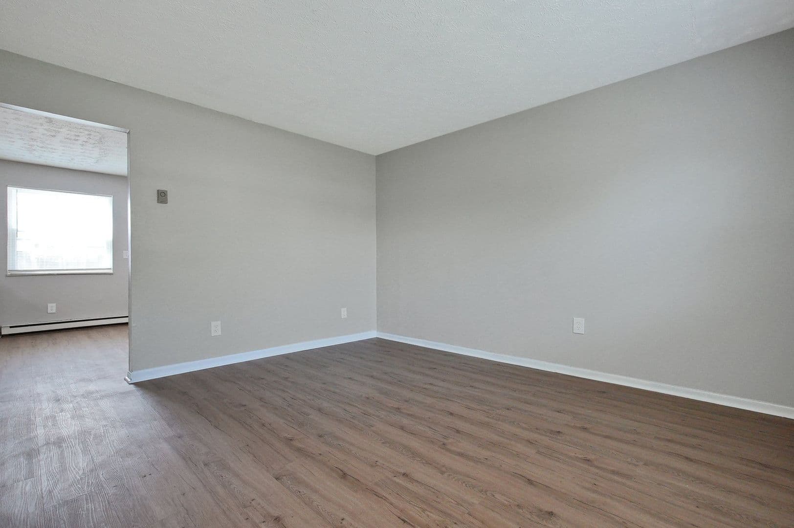 Columbus Townhome: 2209 Clarendon Ln