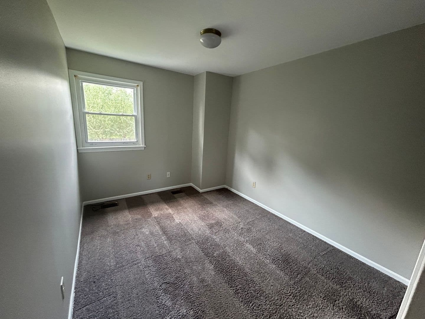 Columbus Apartment: 3285-3287 Kilwinning Pl