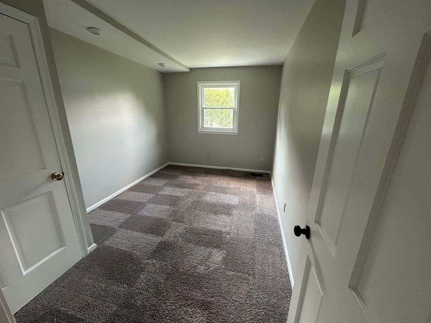 Columbus Apartment: 3285-3287 Kilwinning Pl