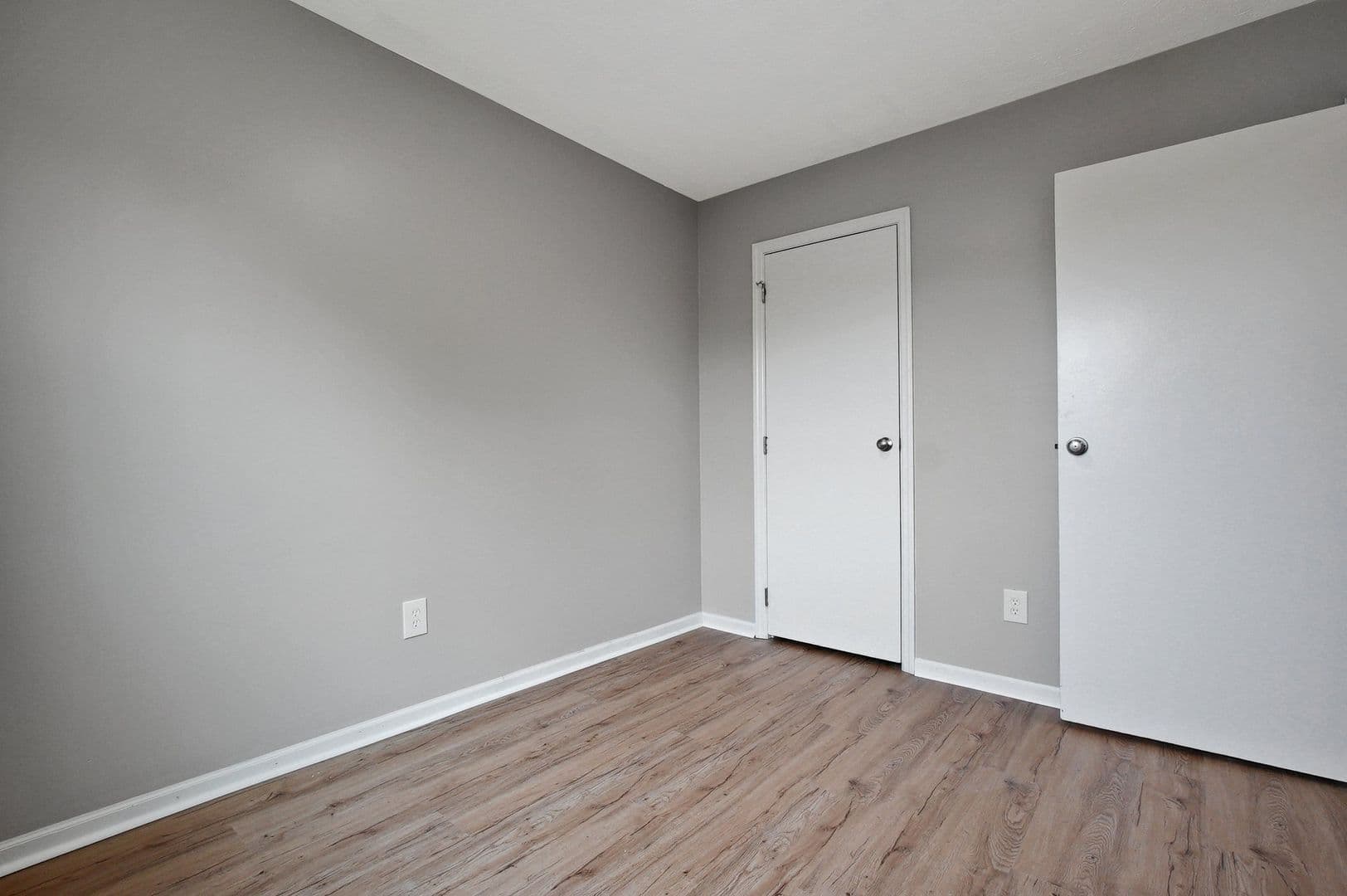 Columbus Townhome: 2209 Clarendon Ln