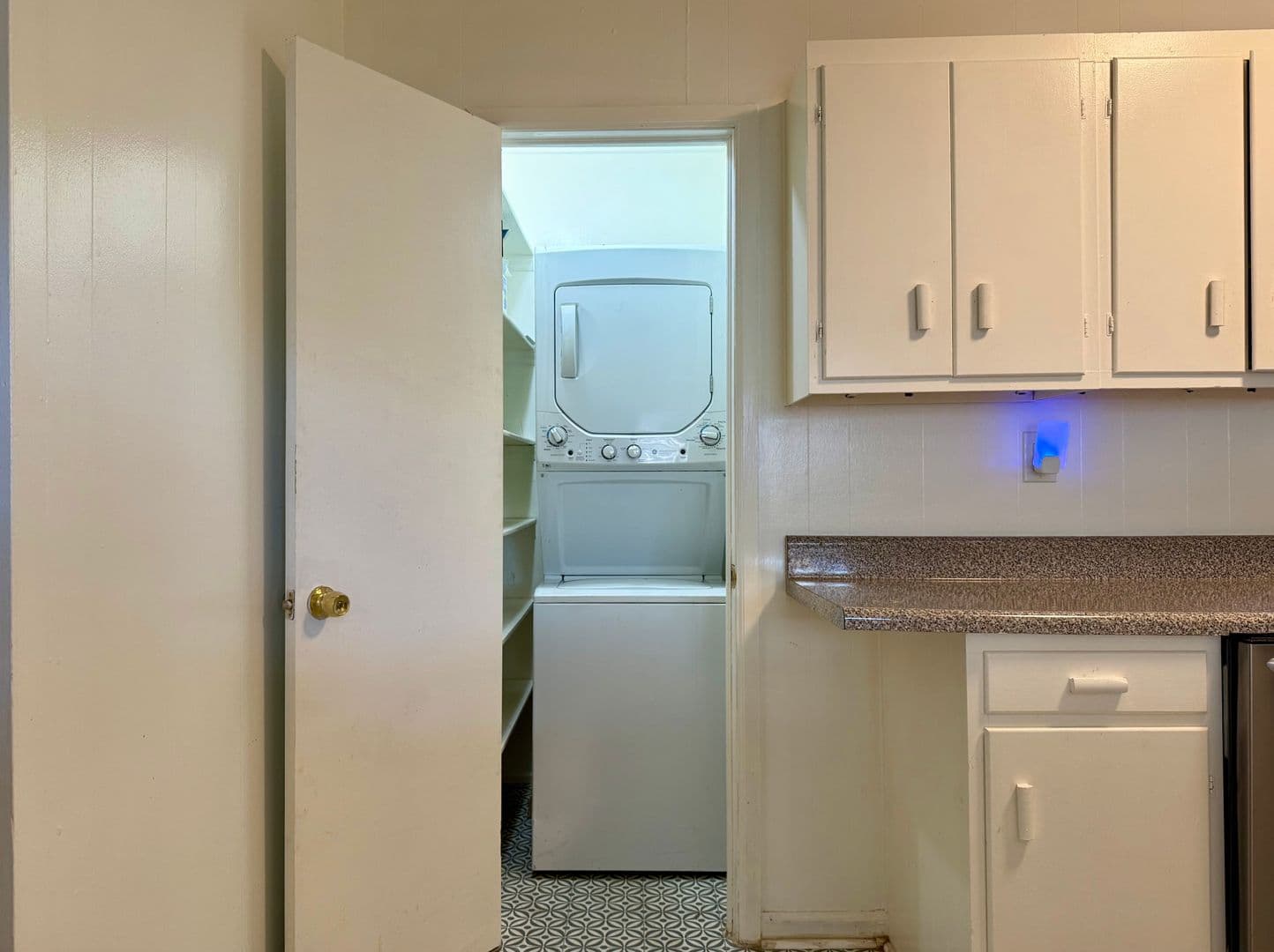 Rome Apartment: Notasulga Dr & Maple Rd