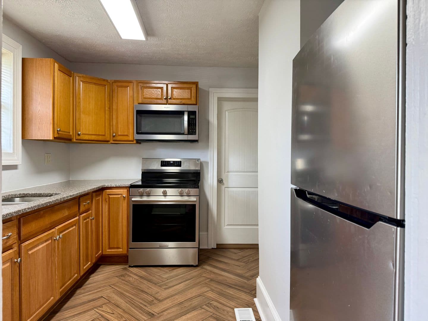 Rome Apartment: 7 & 9 Crescent Ave, 2905 Maple Rd, 233 Coosawattee Ave