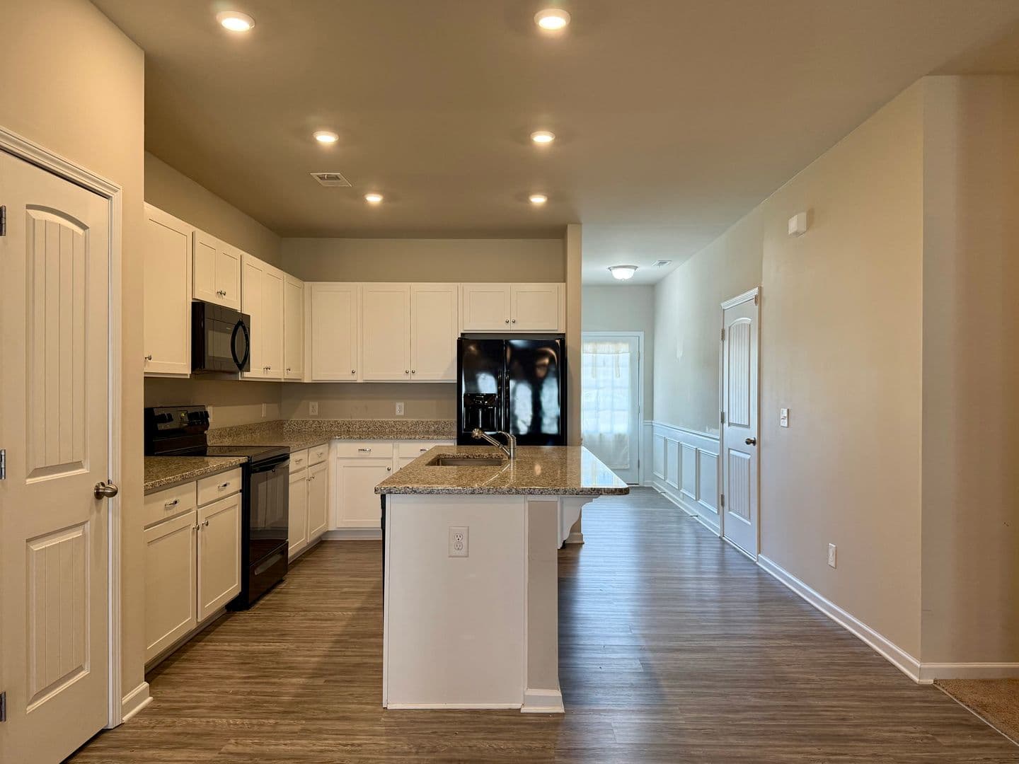 Rome Apartment: 31 Southfork Dr & 1 Westwillow Ln