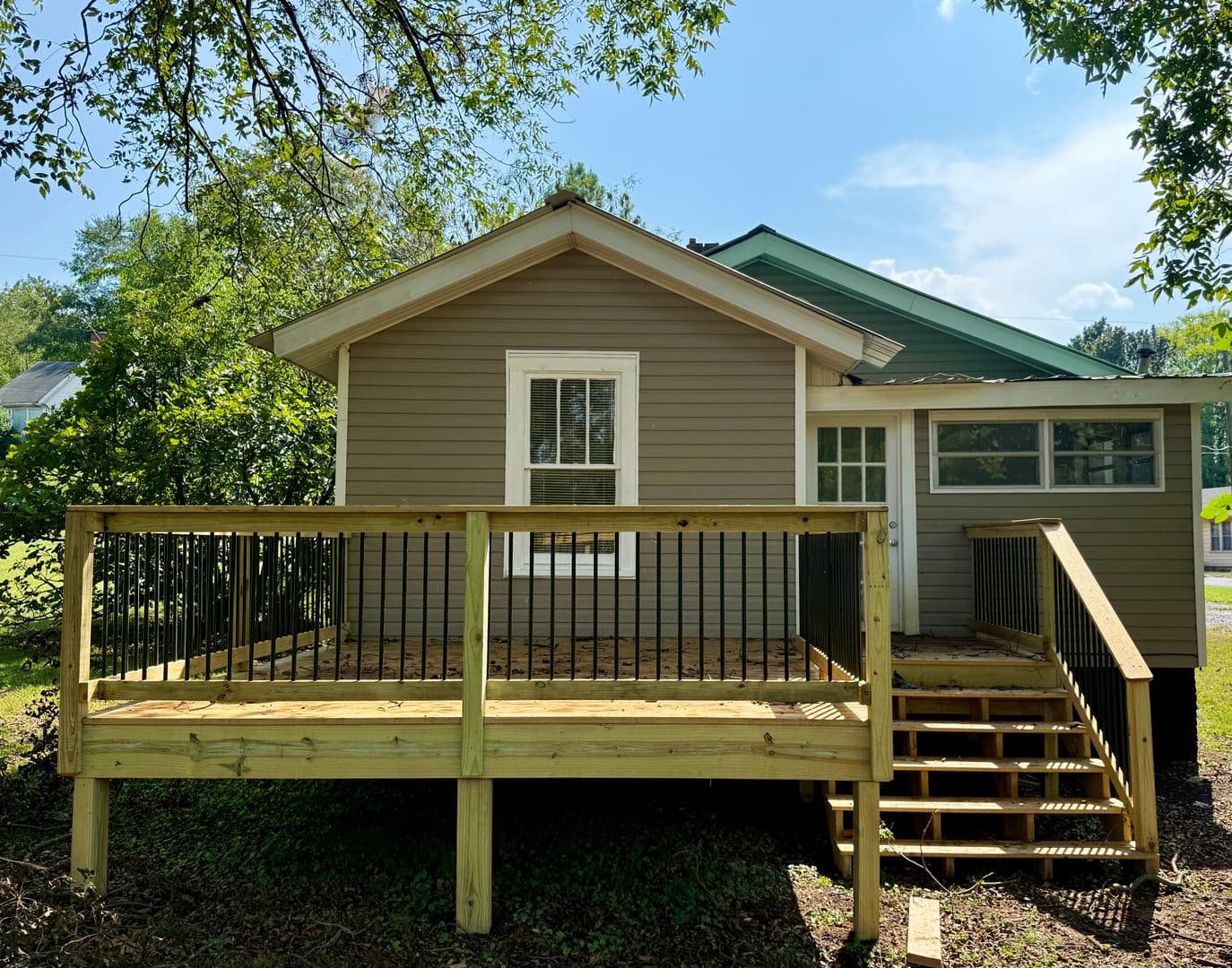 Rome Apartment: 7 & 9 Crescent Ave, 2905 Maple Rd, 233 Coosawattee Ave