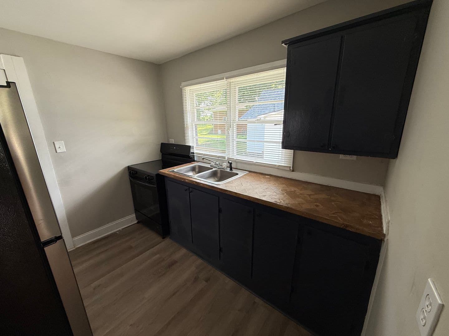 Cedartown Apartment: 309 A&B, & 317 Martin Luther King Jr Blvd