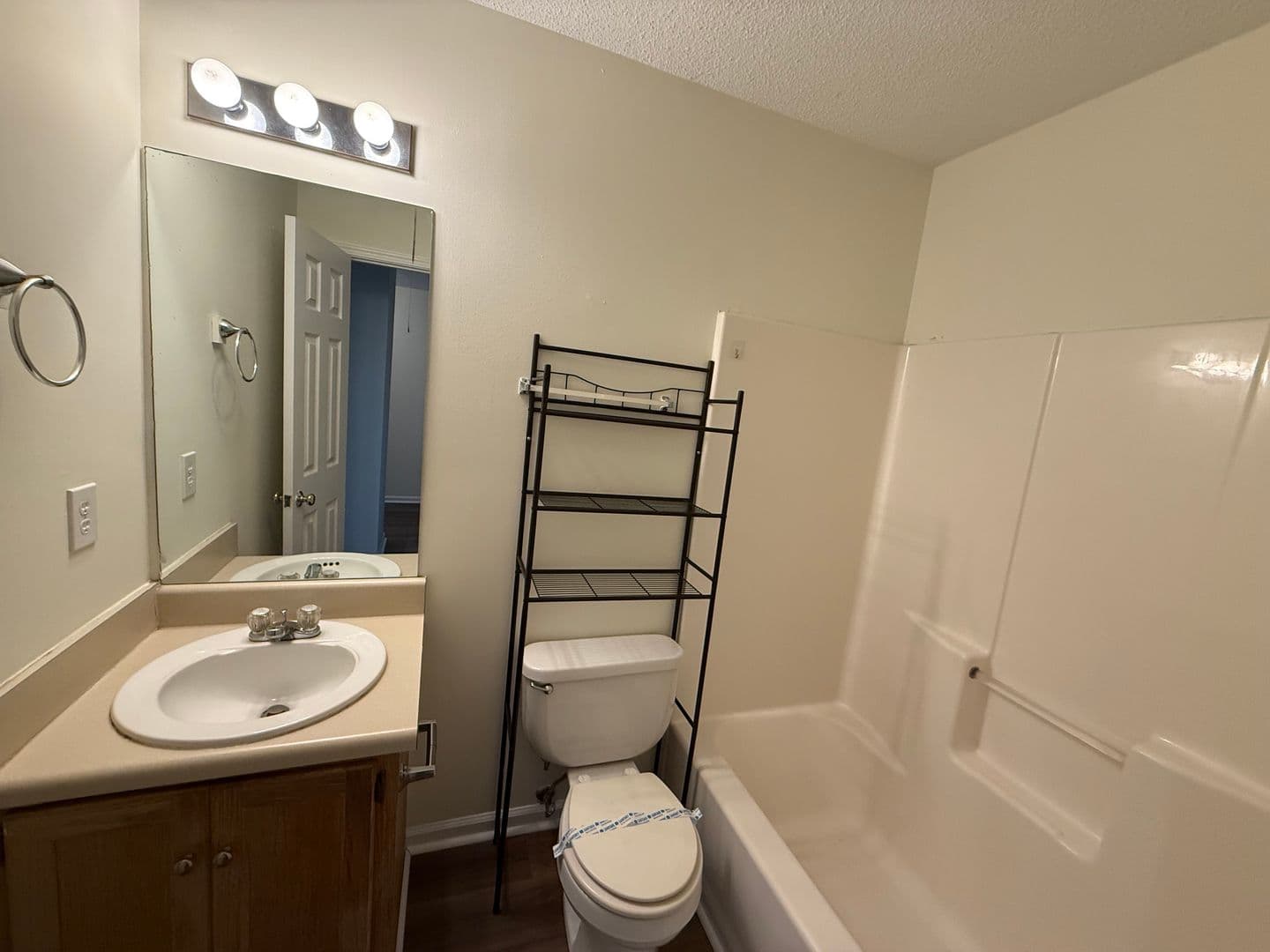 Rome Apartment: 2, 4, & 6 Pintail Court