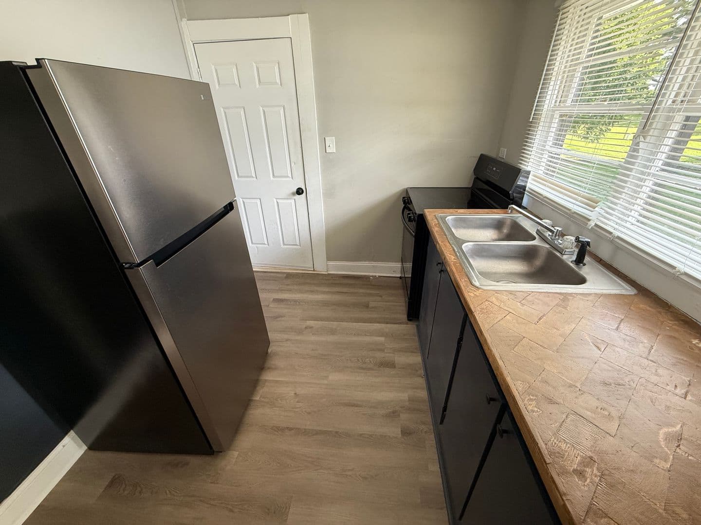 Cedartown Apartment: 309 A&B, & 317 Martin Luther King Jr Blvd