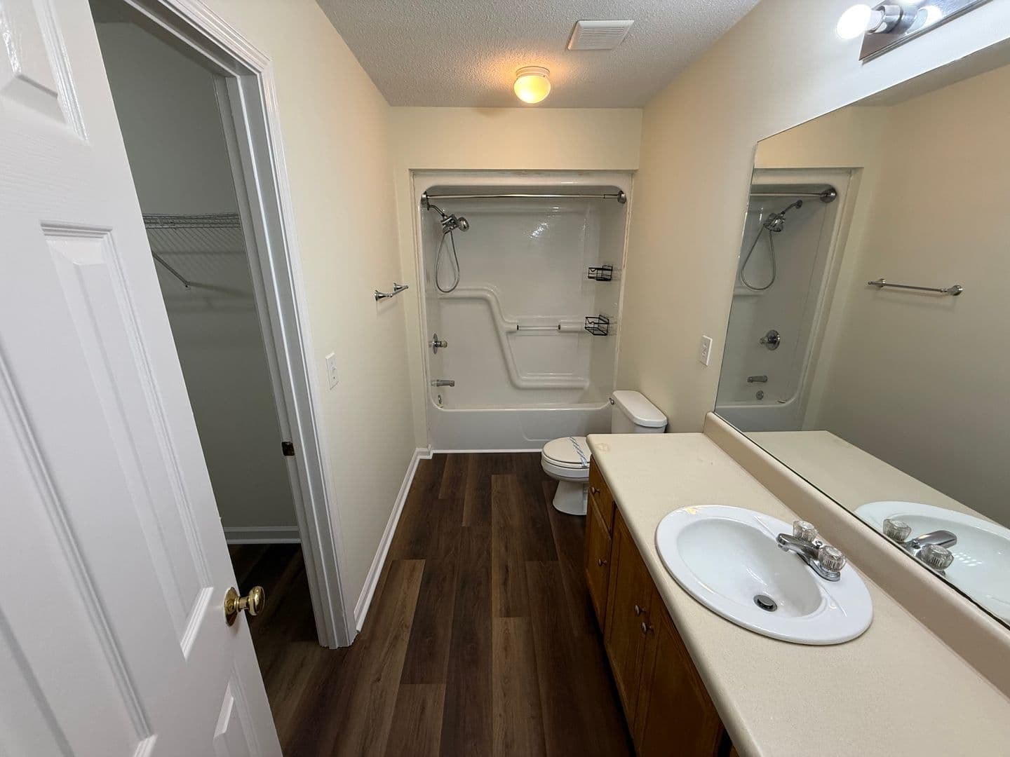 Rome Apartment: 2, 4, & 6 Pintail Court