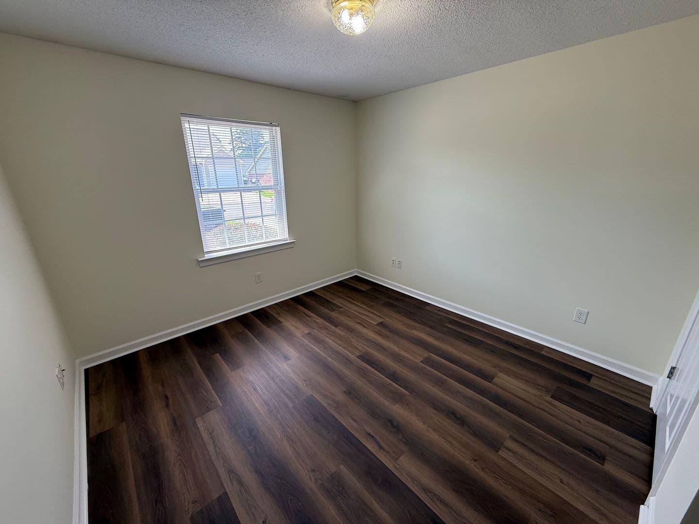 Rome Apartment: 2, 4, & 6 Pintail Court