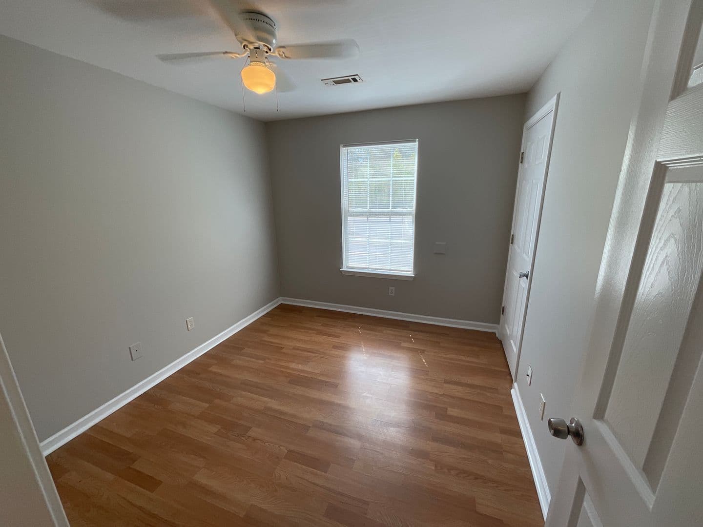 Silver Creek Apartment: 303, 305, 307, 309 Wax Rd SE