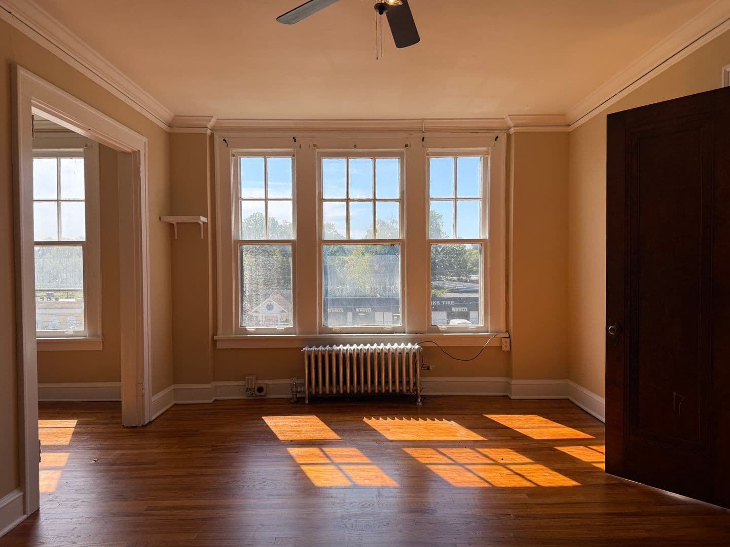 Rome Apartment: 203 E 4th St, 313 E. 2nd Ave