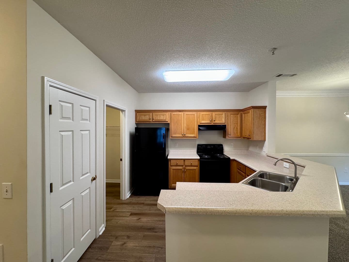Rome Apartment: Claridge Drive