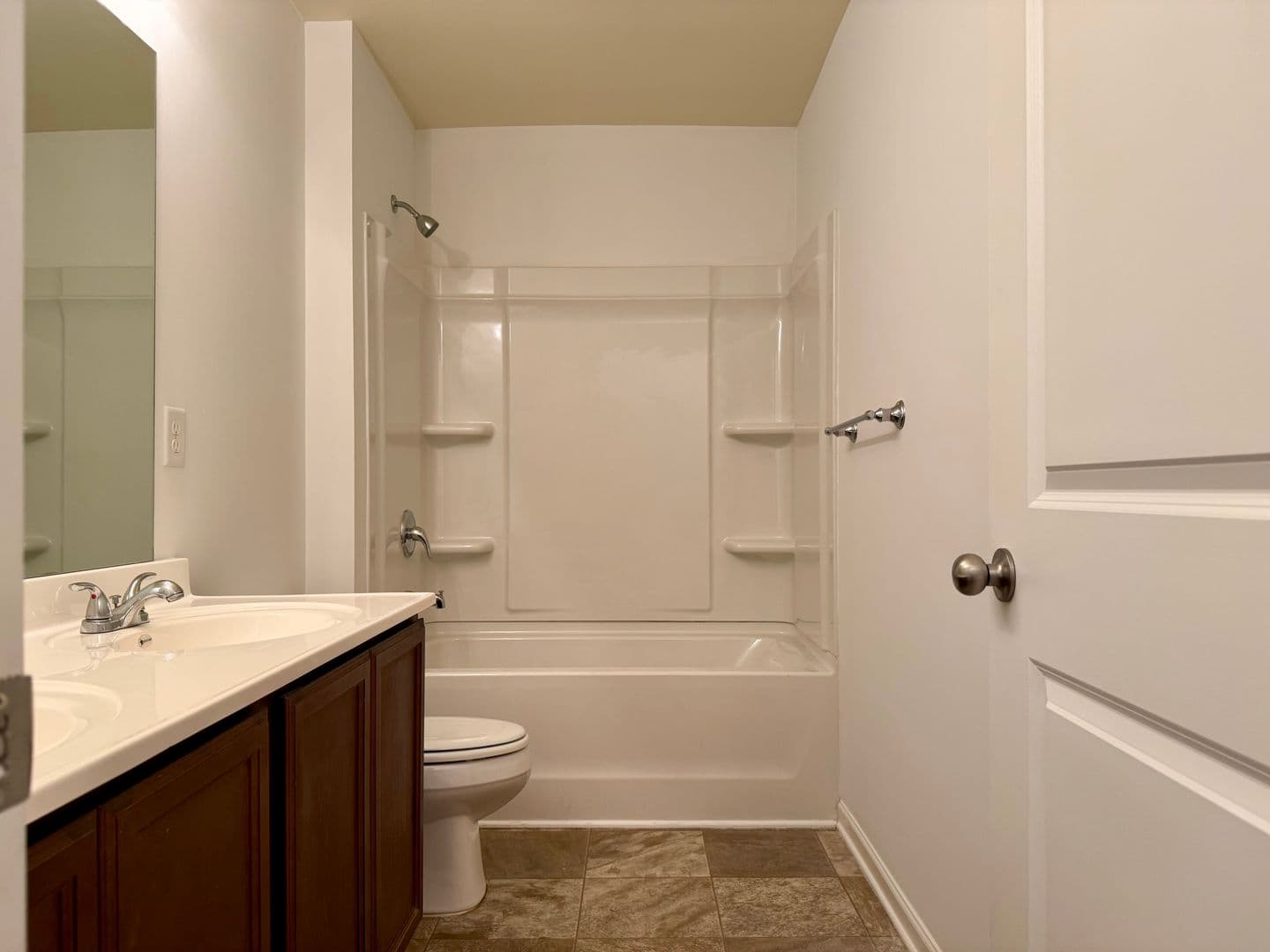Rome Apartment: 31 Southfork Dr & 1 Westwillow Ln
