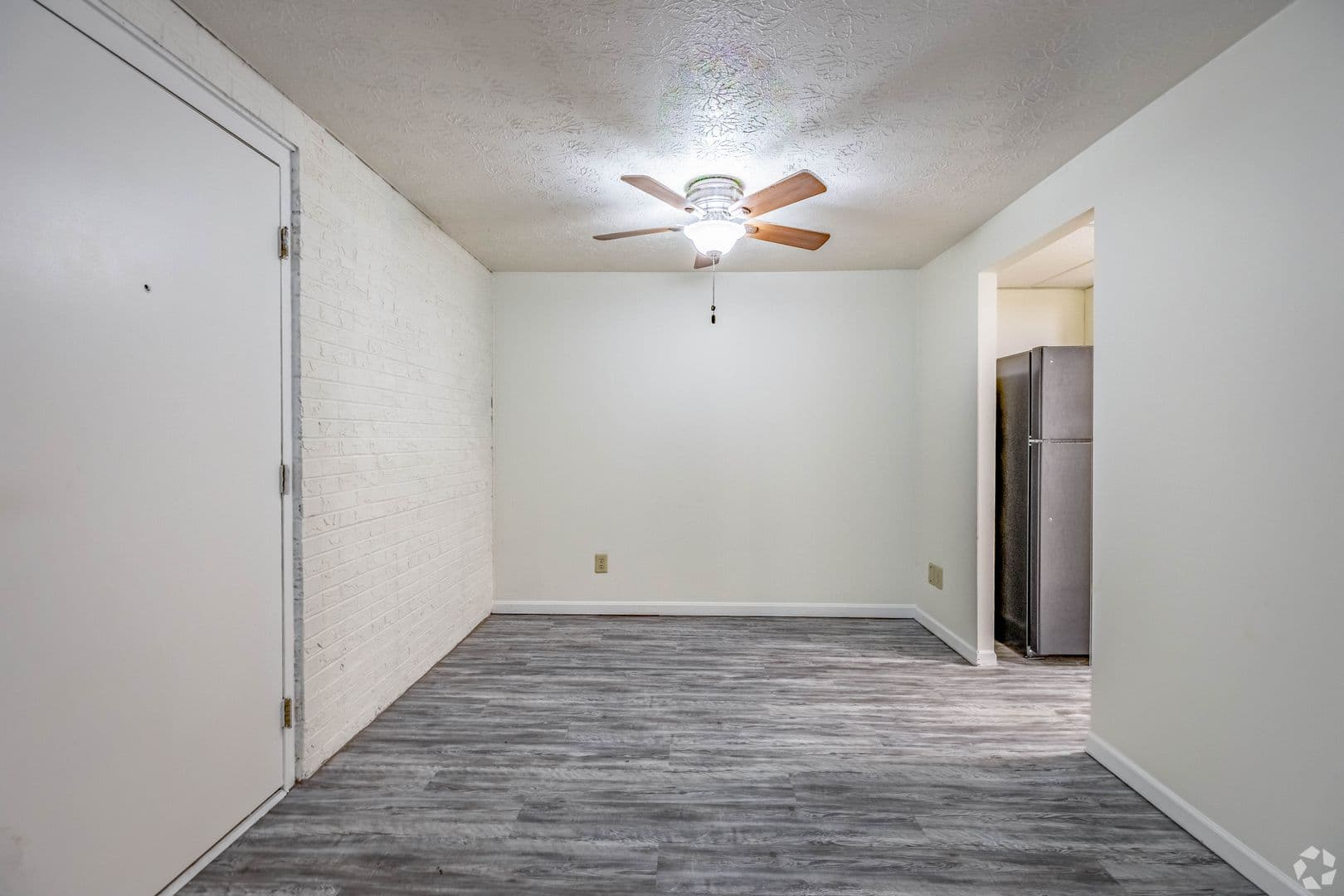Cincinnati Apartment: 6380 Cheviot Road