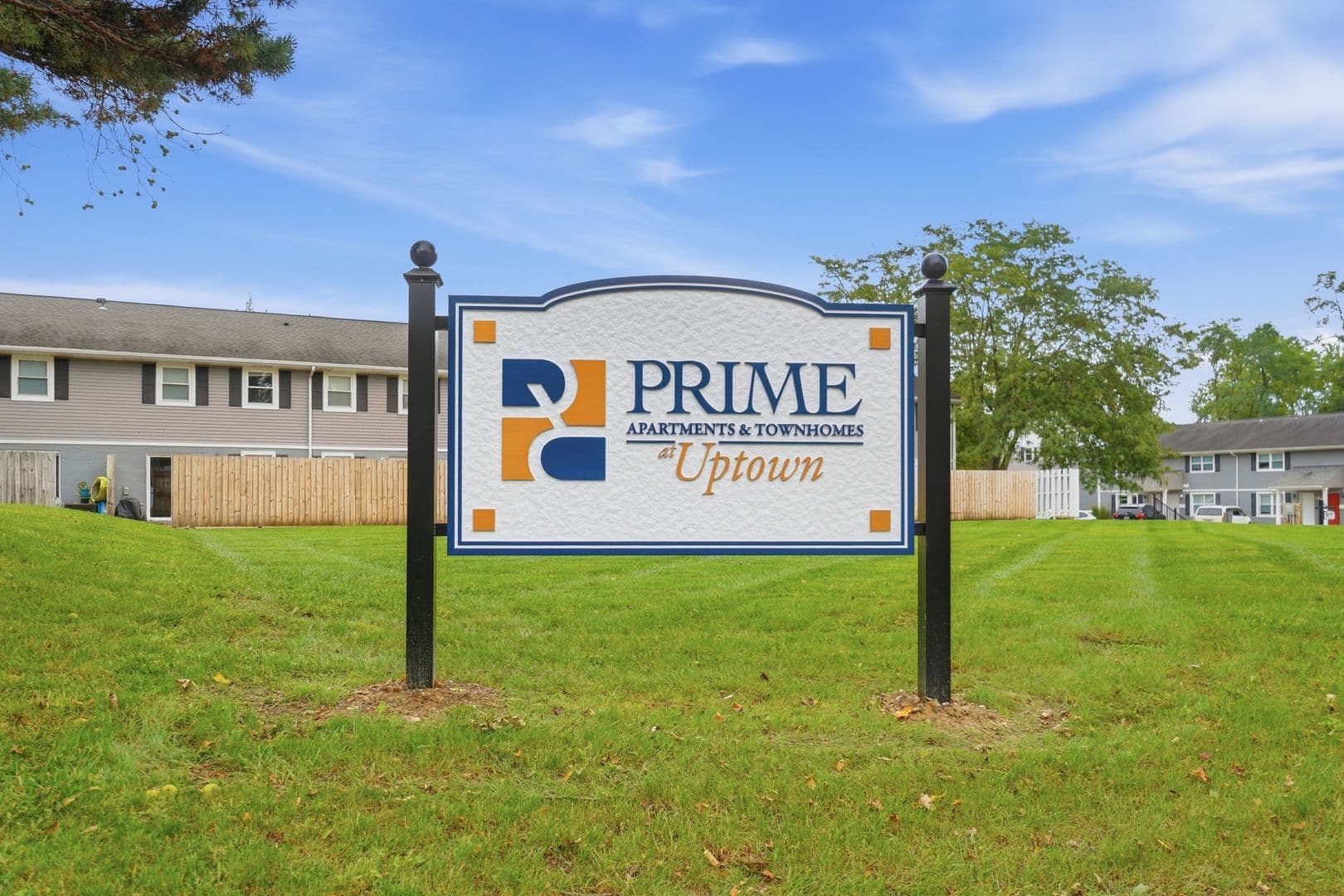 Centerville Apartment: 74 West Franklin Street