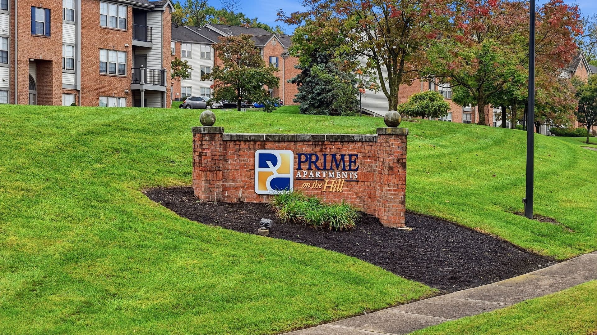 West Carrollton Apartment: 1735 Mars Hill Drive