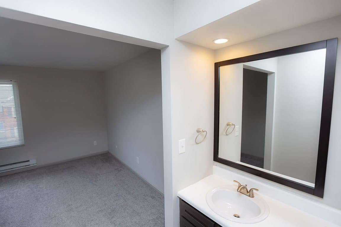 Kettering Apartment: 4600 Wilmington Pike