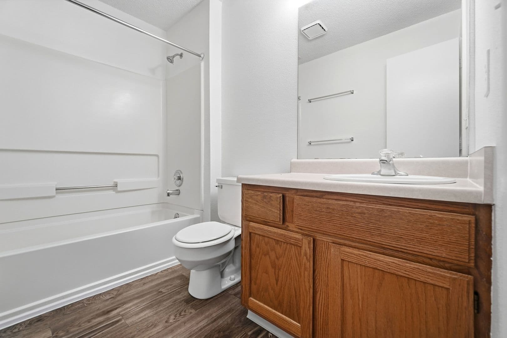 West Carrollton Apartment: 1735 Mars Hill Drive