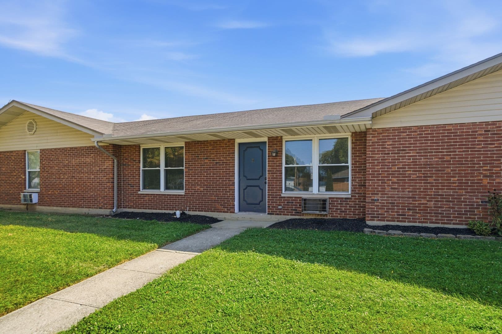 Miamisburg Apartment: 1504 Almedia Court