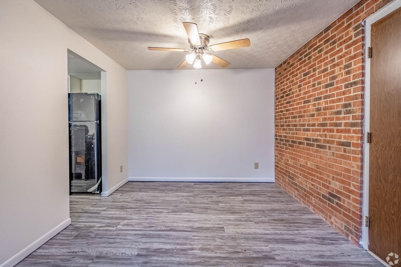 Cincinnati Apartment: 6380 Cheviot Road