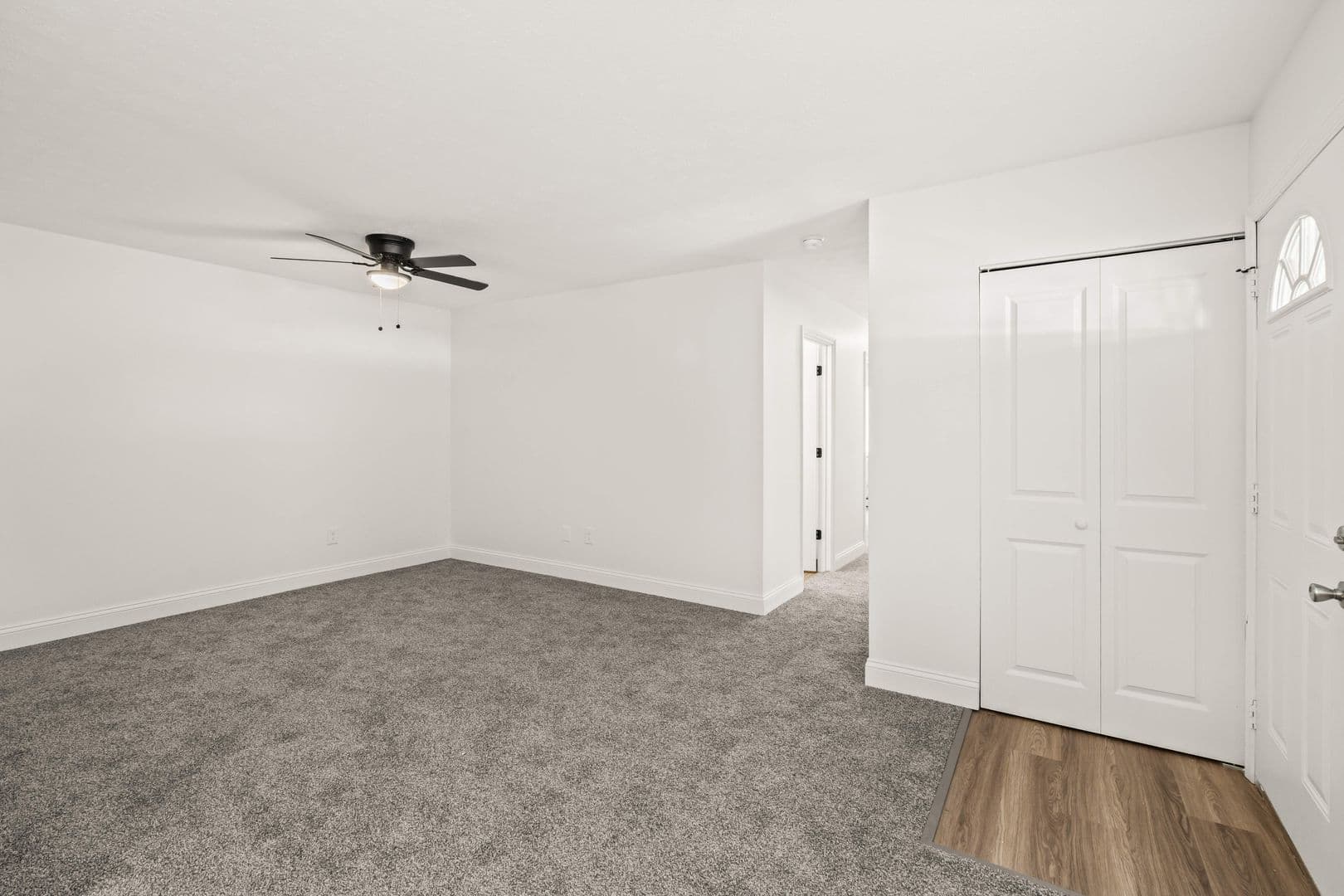 Fairborn Apartment: 18 Old Yellow Springs Road