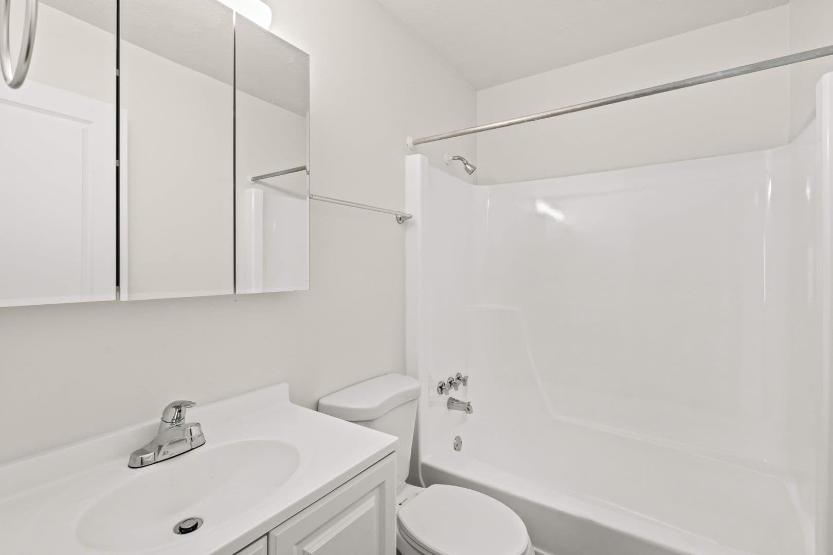 Fairborn Apartment: 18 Old Yellow Springs Road