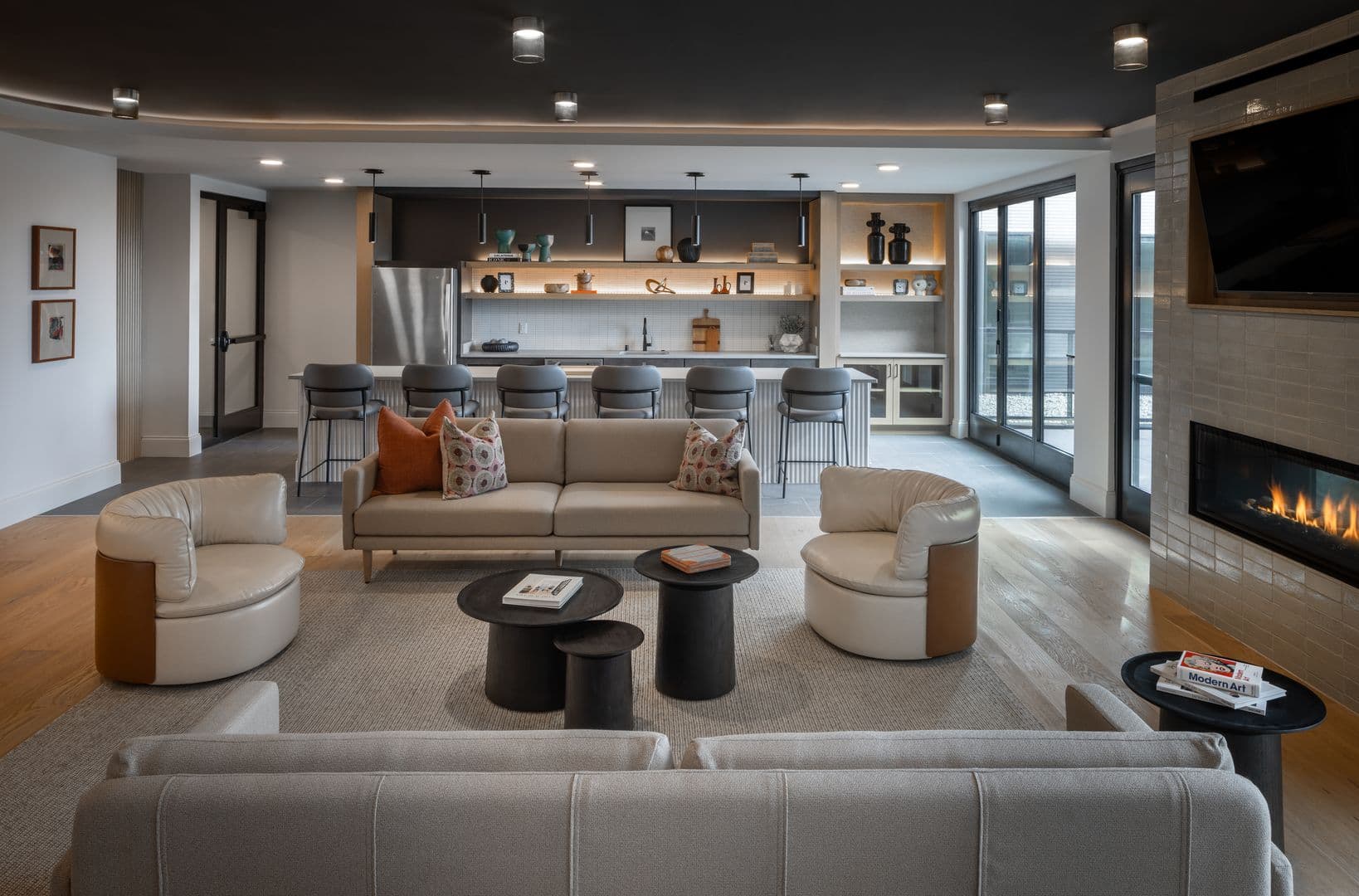 Bayside Apartment: 711 Grace St