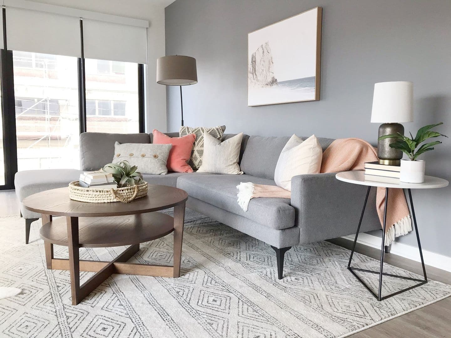 Milwaukee Apartment: 205 W Oregon St